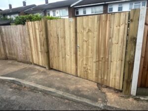 premium-landscaping-fencing (21)