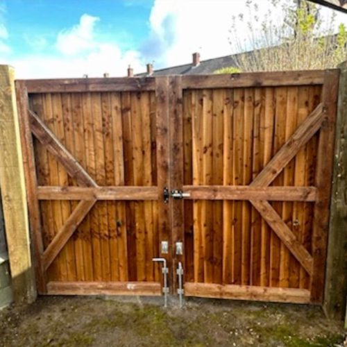 premium-landscaping-fencing (36)